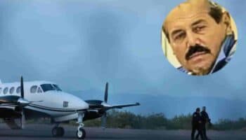 Revela AMLO avión clonado en traslado de 'El Mayo' y se queja de que no hay cooperación de EU