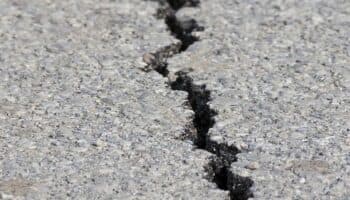 Un terremoto de magnitud 7.1 causa alerta de tsunami en el sudoeste de Japón