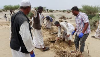 Al menos 30 muertos y cientos de desaparecidos tras colapso de presa en Sudán