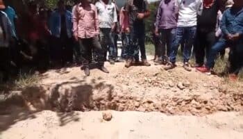 Cavan zanjas en caminos de Pantelhó, Chiapas, para impedir elecciones extraordinarias