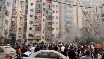 Israel intensifica ataques y bombardea suburbios de Beirut