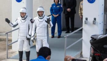 NASA y SpaceX lanzan misión para rescatar a dos astronautas varados