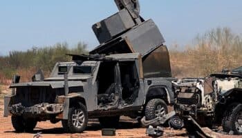 Narcos usan 'autos monstruo' para luchar en la frontera México-EU