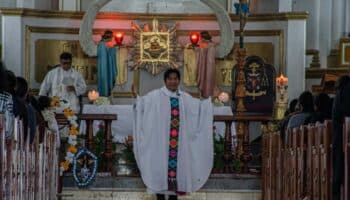 Grupos criminales 'le habían puesto precio a la cabeza' del sacerdote Marcelo Pérez: David Saucedo | Entérate