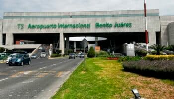 AICM y AIFA suspenden actividades por banco de niebla