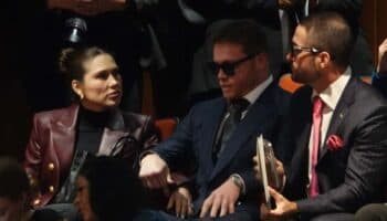 Asiste Saúl Álvarez como invitado especial a toma de protesta de Claudia Sheinbaum