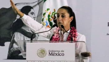 En tres horas, Sheinbaum recibió, firmó y publicó reglas para elección de jueces