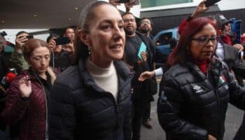 Claudia Sheinbaum asiste al velorio de Ifigenia Martínez