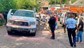 Cortejo fúnebre en Michoacán termina en tragedia por explosión de pirotecnia