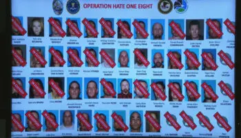 Dan golpe 'decisivo' a grupo supremacista blanco en Estados Unidos | Video