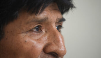 Evo Morales pone fin a su huelga de hambre