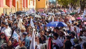 Chiapas: Más de 20 mil indígenas peregrinan para pedir justicia por el asesinato del sacerdote Marcelo Pérez