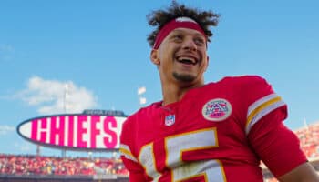NFL: Sufre Kansas City Chiefs para mantener el invicto en la Semana 10 | Resultados