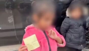 Niña salvadoreña de 2 años que migraba sola fue detenida en Texas