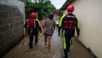Avance de tormenta Sara genera alerta por fuertes lluvias en estados del sur