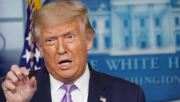 Trump valora sustituir periodistas tradicionales por blogueros afines en la Casa Blanca