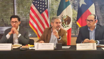 De la Fuente arranca gira en consulados de EU ante posibles políticas de Trump