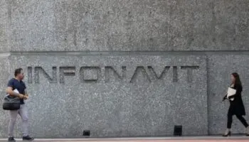 Senado avala reforma que cede a Infonavit la función de construir viviendas