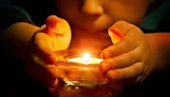 Ten cuidado: Las quemaduras en menores se incrementan por cohetes en la temporada invernal