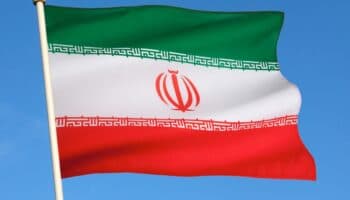 Mahsa Ghorbani huye de Irán por amenazas