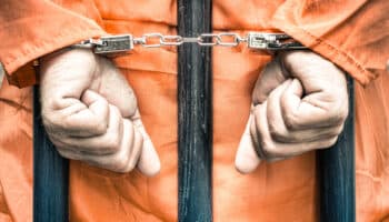 Vinculan a proceso a cinco personas por extorsión y despojo en Edomex