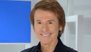 El cantante español Raphael es hospitalizado de emergencia en España