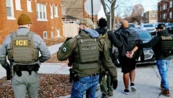 EU hará redadas en 3 ciudades por semana y busca arrestar al menos a 1,200 migrantes al día