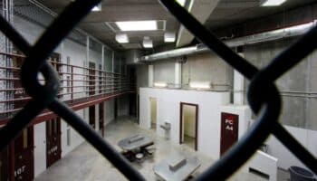 México envió nota diplomática a EU para que no se deportara mexicanos a Guantánamo