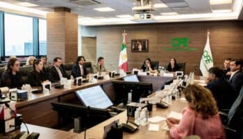 CFE compra 49% de las acciones de Altán