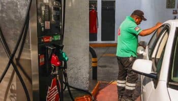 Empresarios dialogarán con el gobierno sobre acuerdo de precio máximo a gasolina