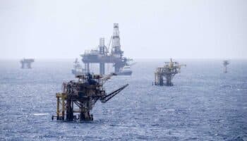 Sindicato denuncia asalto de plataformas de Pemex en la Sonda de Campeche