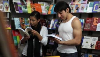 Población lectora en México se desplomó en una década: estudio