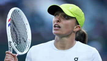 Recibe Swiatek protección por mal comportamiento de espectador en Miami | Video