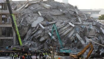 Suman al menos mil 644 muertos por el terremoto en Myanmar