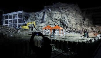 Terremoto en Asia deja varios muertos; 81 atrapados por derrumbe en Bangkok