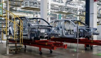 El 25% de aranceles a los autos importados aumentará el precio de vehículos con partes extranjeras: Guajardo | Entérate