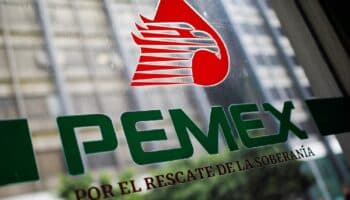 Proveedores advierten posible paro en Pemex por deudas