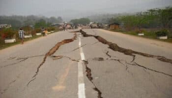 Terremotos en Myanmar desplazan el terreno norte-sur hasta seis metros | Video