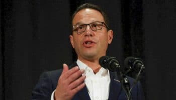 Detienen un hombre por prenderle fuego a la residencia del gobernador de Pensilvania