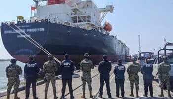 Investigan a navieras y funcionarios aduanales en caso de megadecomiso de 'huachicol': Juárez | Video