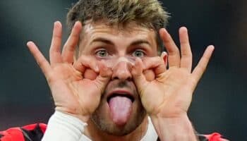 'Bebote' Giménez se luce con doblete ante el Bolonia