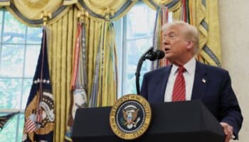 Trump 'levanta la mano' para mediar entre la India y Pakistán