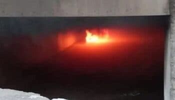 Puebla: Abandonan cuerpo en cajuela de carro y lo incendian