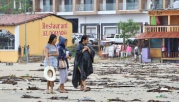 Save the Children reparte víveres como respuesta humanitaria en Oaxaca tras paso de huracán Erick