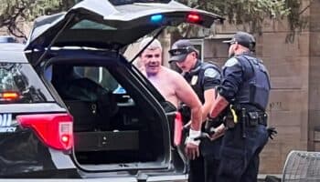 ICE arresta a la familia del sospechoso del ataque en Colorado