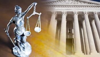 Corte de EU votó 'a favor de la industria de la muerte' al desestimar demanda contra fabricantes de armas: Esquivel | Video