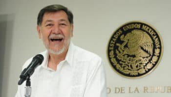 Senador de EU plantea aumentar impuesto a remesas por declaración de Fernández Noroña