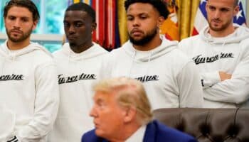 Visita Juventus a Donald Trump, quien habla de transexuales y la guerra Irán-Israel | Video