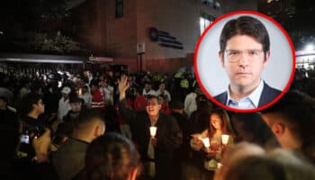 El precandidato presidencial colombiano Miguel Uribe sigue en estado crítico tras ser operado de emergencia