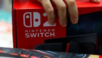 Llegada accidentada de Nintendo Switch 2: denuncian perforaciones en la pantalla